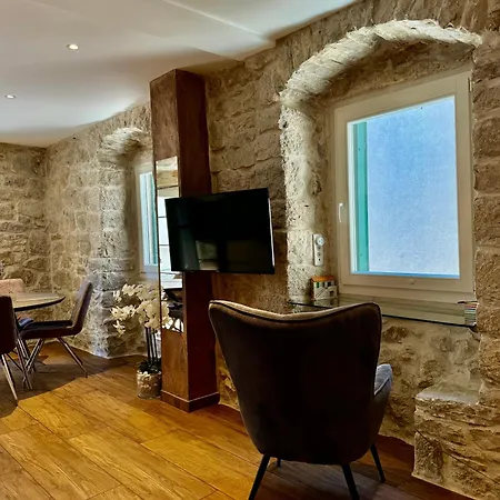 Apartamento Luxury Petra In 400 Year Old Stone House 4+2 *