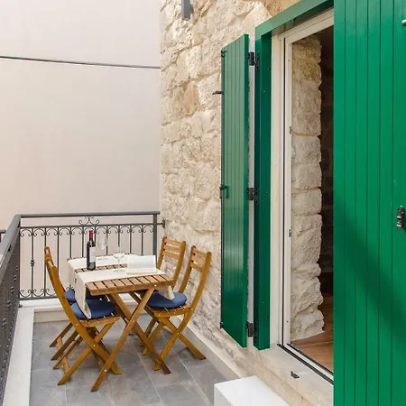 Apartamento Luxury Petra In 400 Year Old Stone House 4+2 *