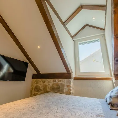 Luxury Petra In 400 Year Old Stone House 4+2 Apartamento