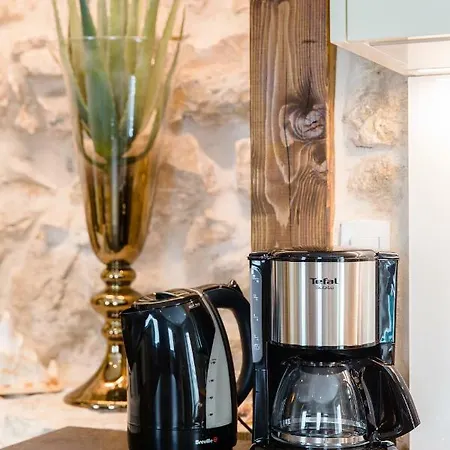 Apartamento Luxury Petra In 400 Year Old Stone House 4+2